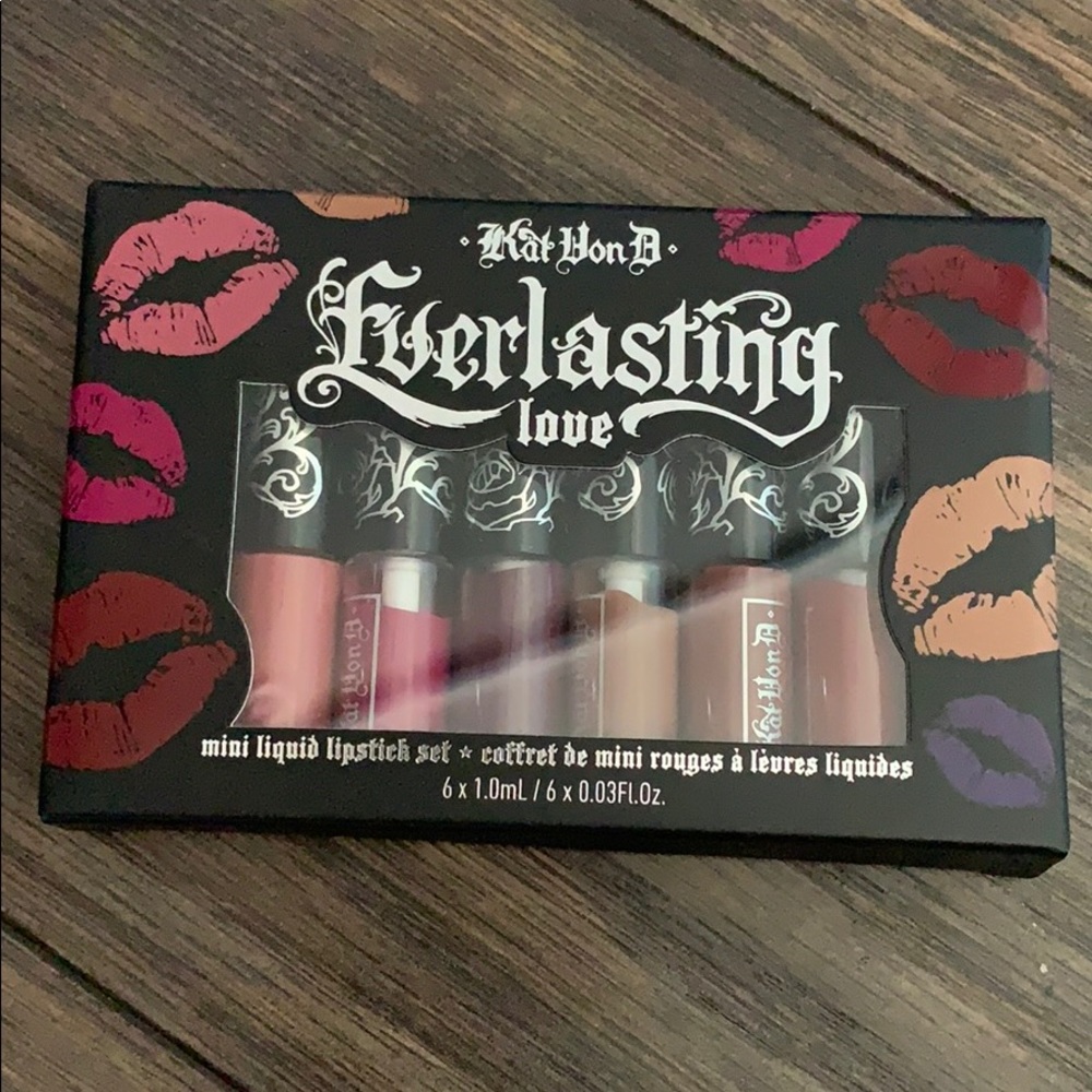 Kat Von D lipstick set